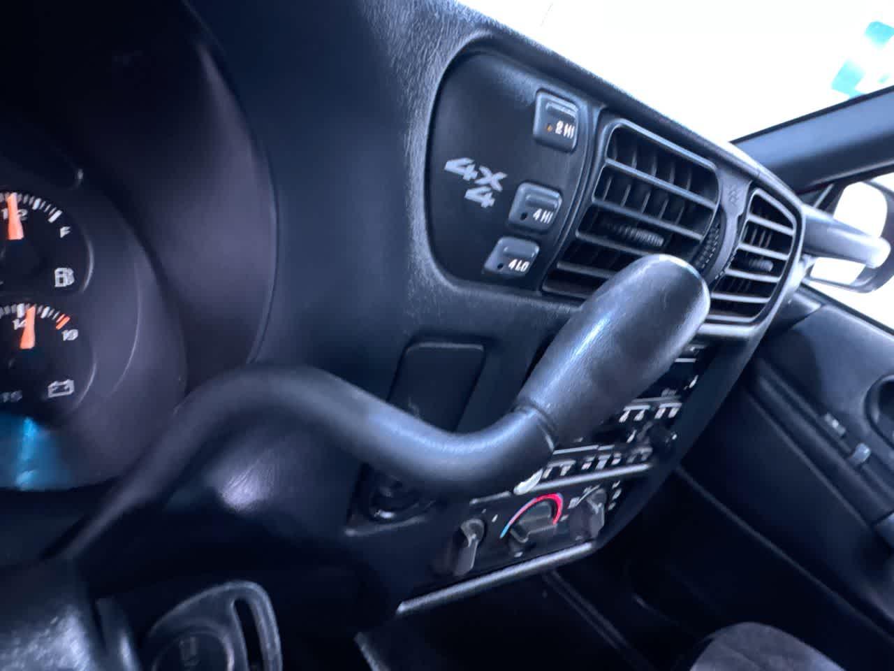 used 2002 GMC Sonoma car, priced at $7,777