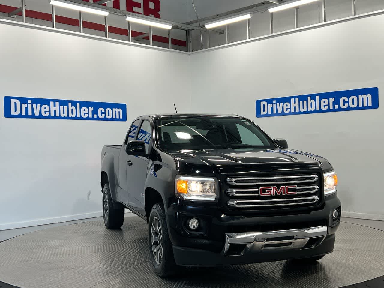 Onyx Black 2015 GMC Canyon Pickup Truck Four-Wheel Drive 6-Speed Automatic