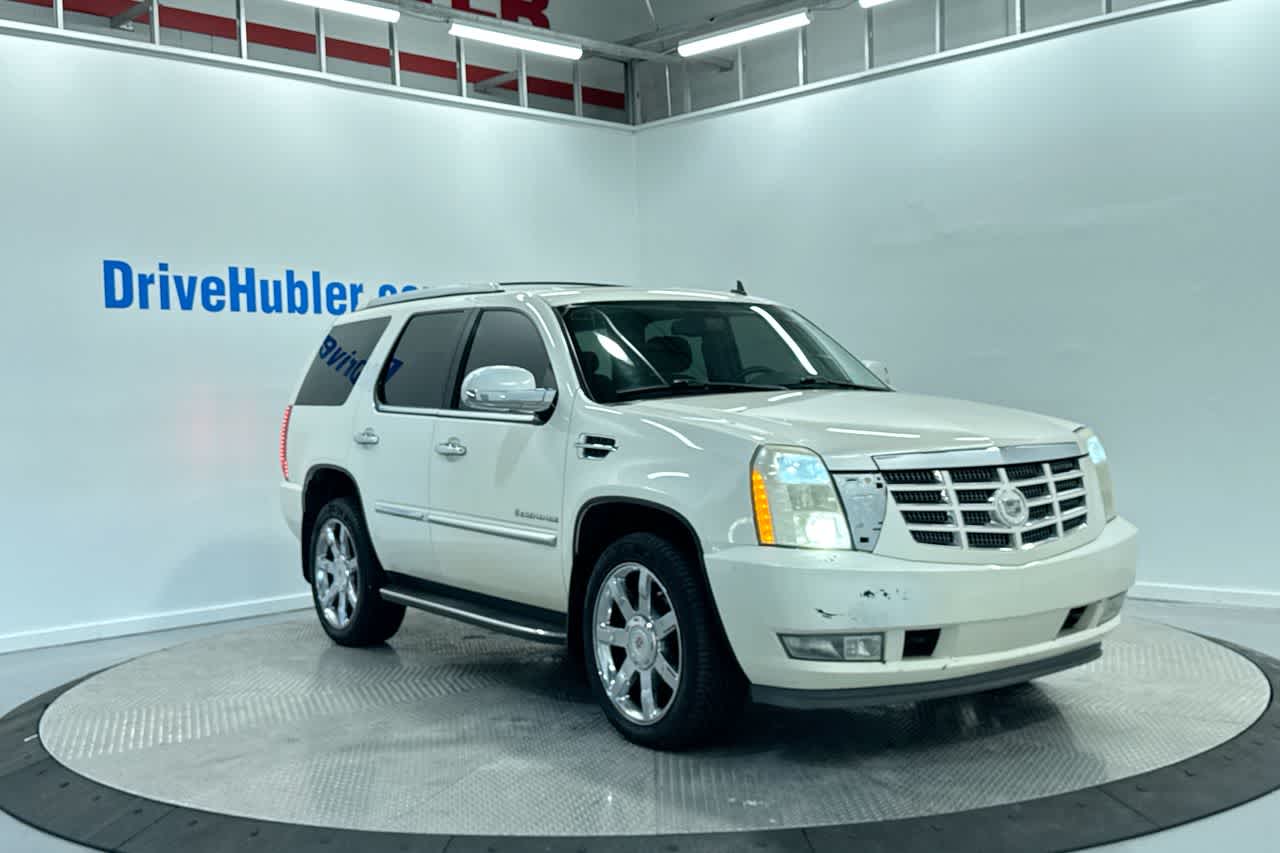 used 2009 Cadillac Escalade car, priced at $7,777