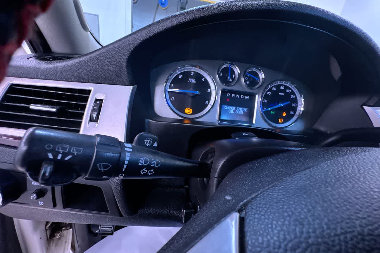 used 2009 Cadillac Escalade car, priced at $7,777