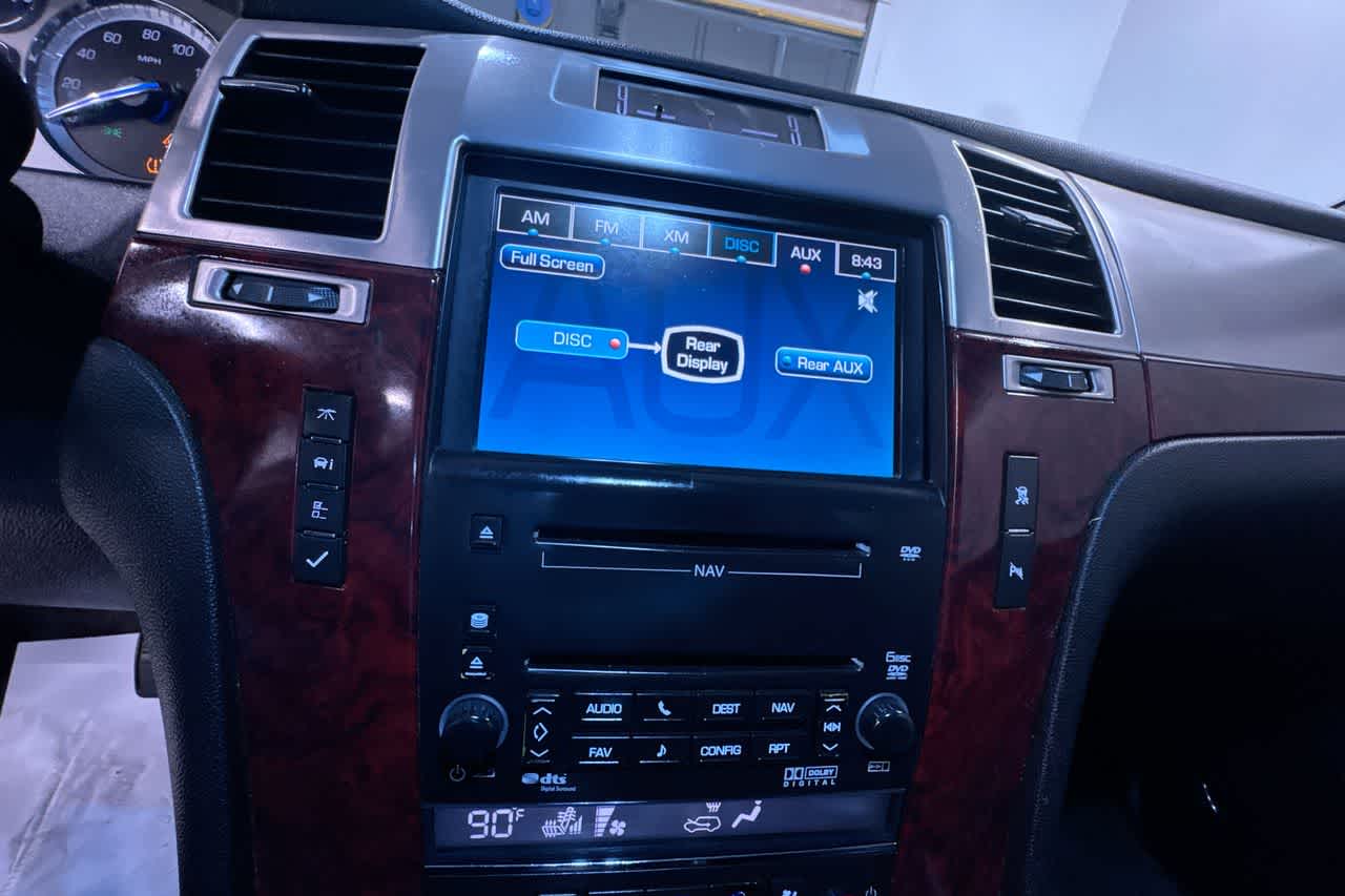 used 2009 Cadillac Escalade car, priced at $7,777