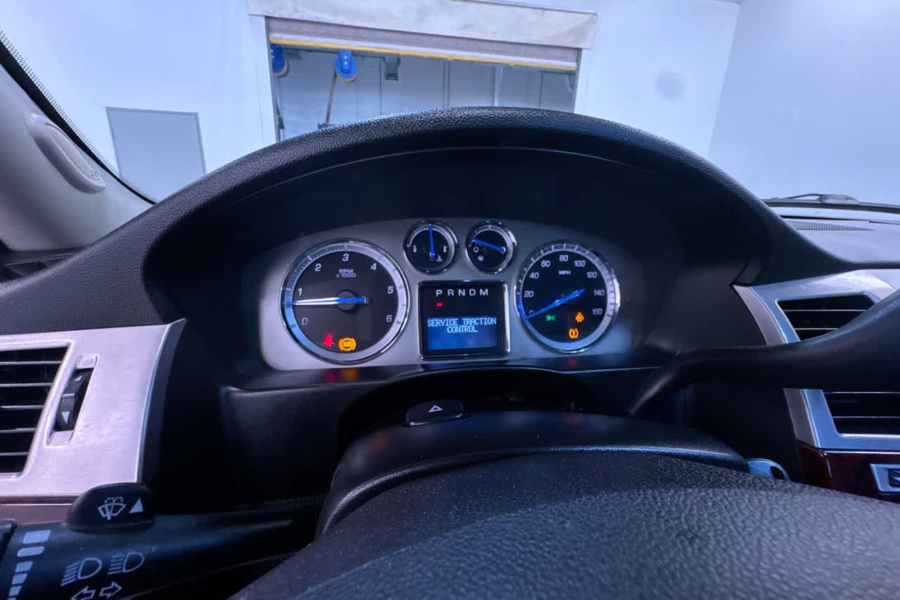used 2009 Cadillac Escalade car, priced at $7,777