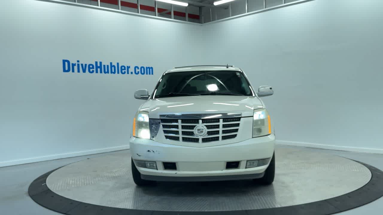 used 2009 Cadillac Escalade car, priced at $7,777