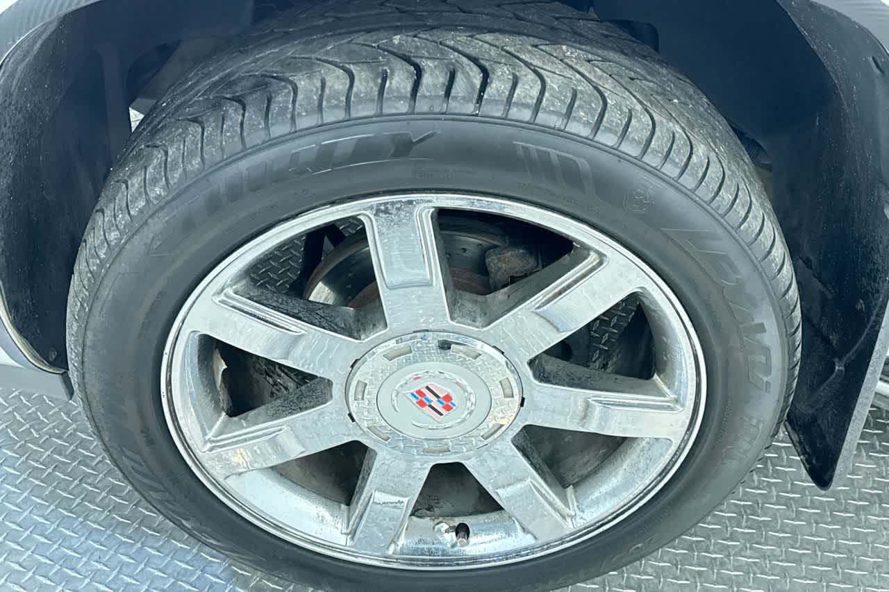 used 2009 Cadillac Escalade car, priced at $7,777
