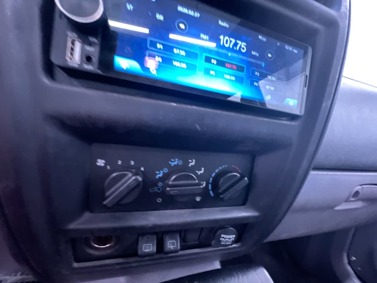 used 1998 Jeep Cherokee car, priced at $5,777