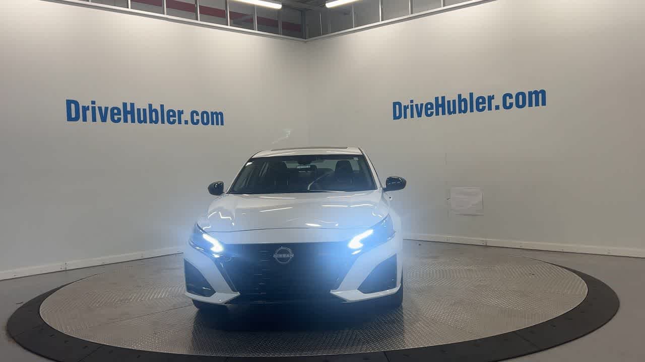 new 2025 Nissan Altima car, priced at $31,051