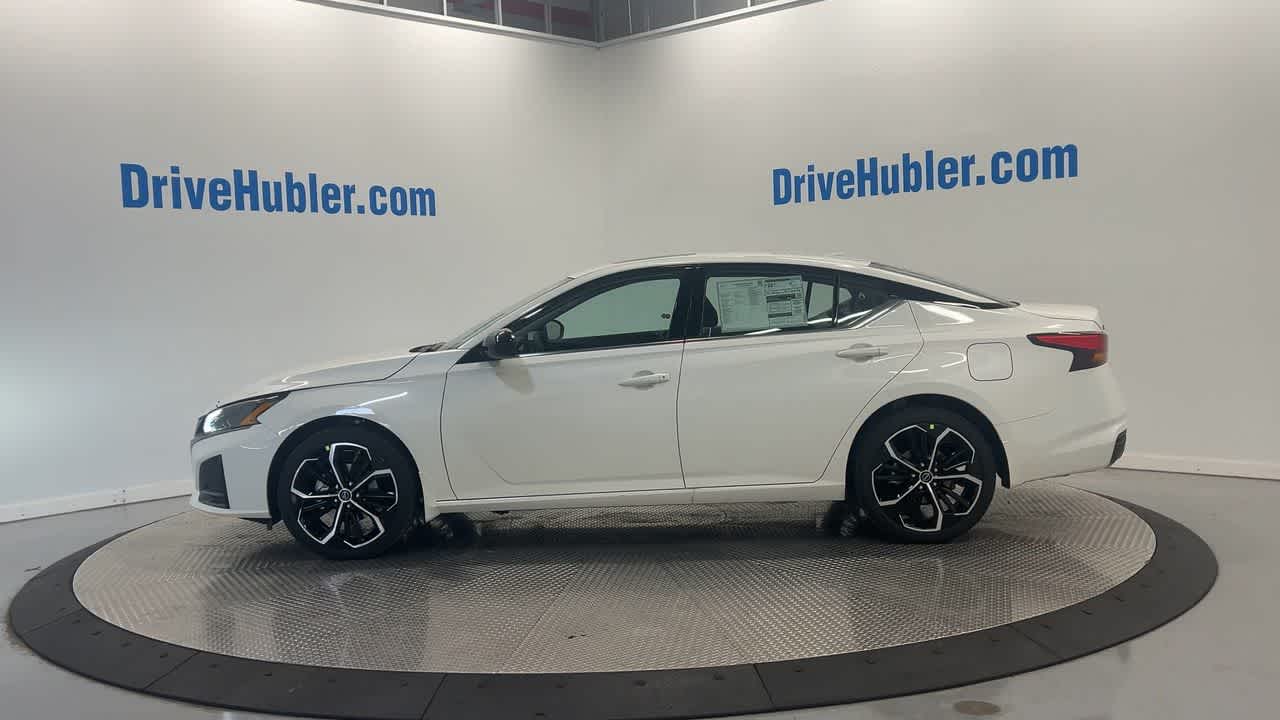 new 2025 Nissan Altima car, priced at $31,051