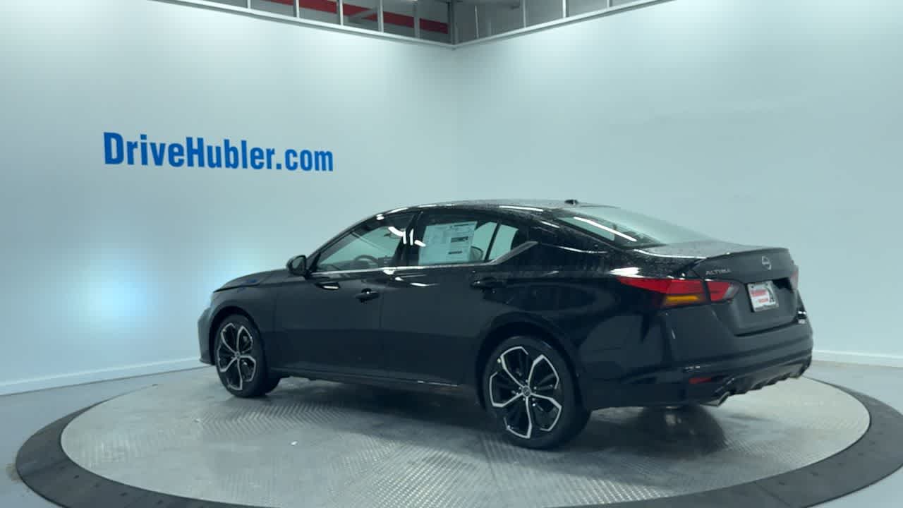 new 2025 Nissan Altima car, priced at $30,601