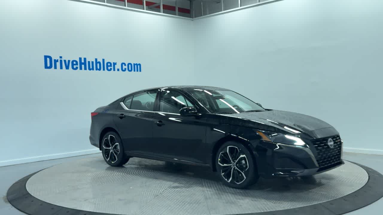 new 2025 Nissan Altima car, priced at $30,601