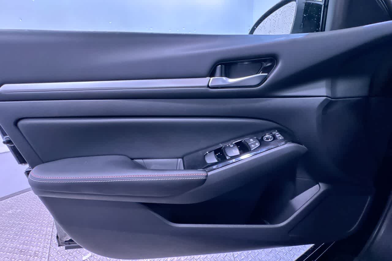 new 2025 Nissan Altima car, priced at $30,601