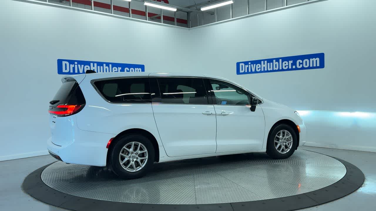 used 2024 Chrysler Pacifica car, priced at $26,777