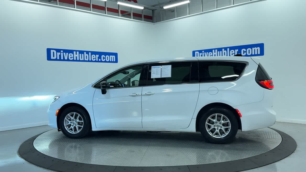 used 2024 Chrysler Pacifica car, priced at $26,777