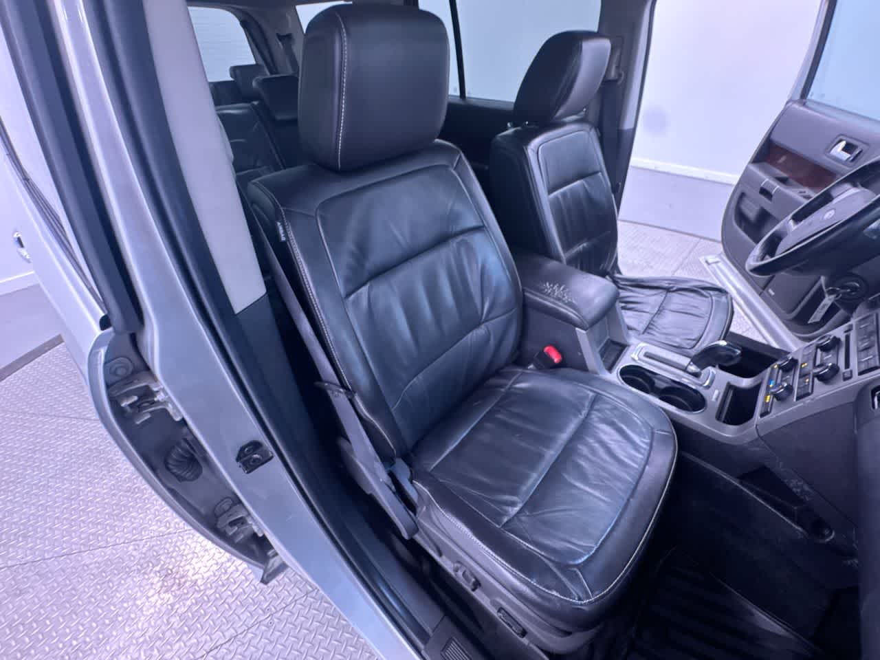 used 2009 Ford Flex car, priced at $5,777