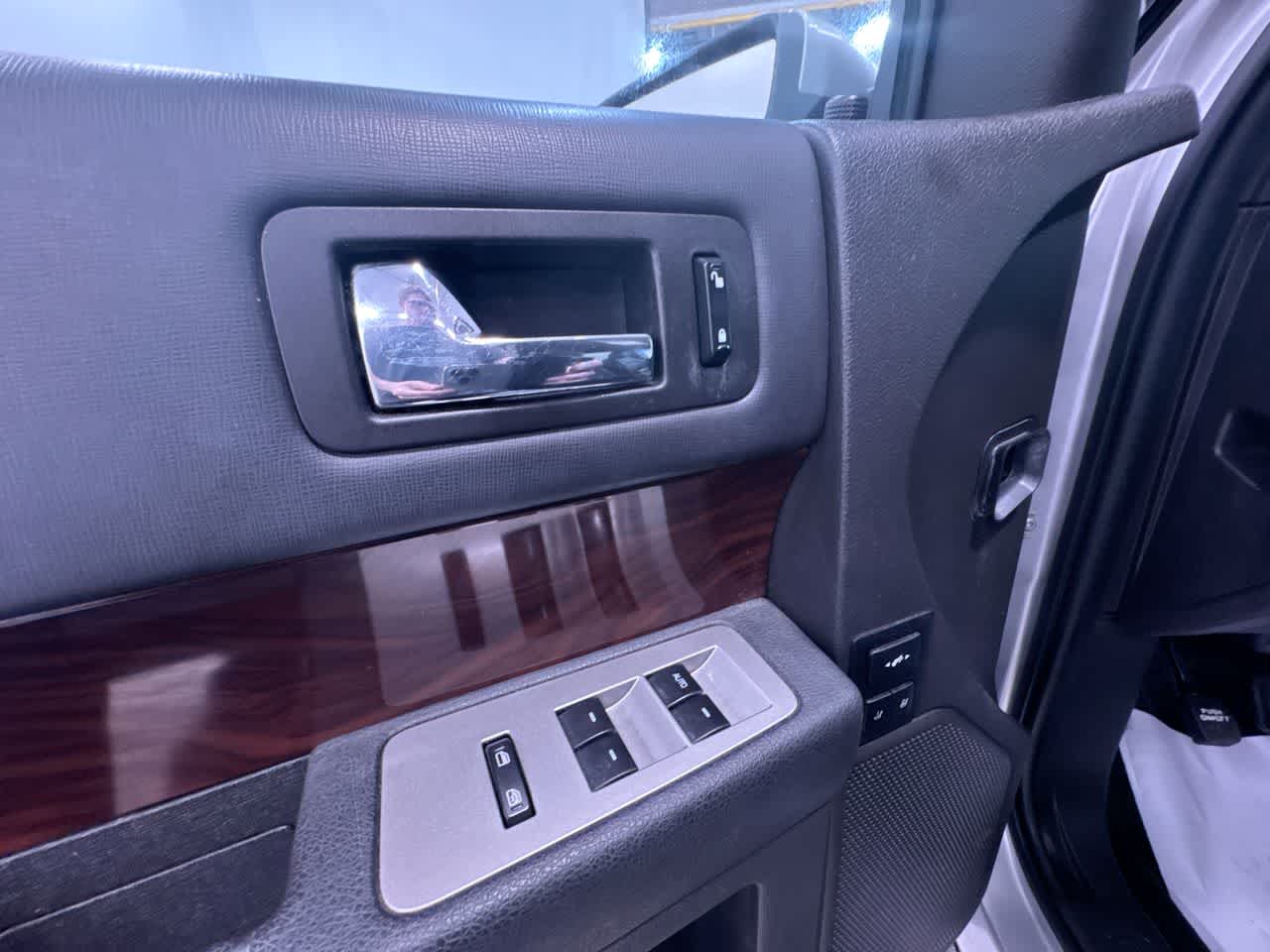 used 2009 Ford Flex car, priced at $5,777