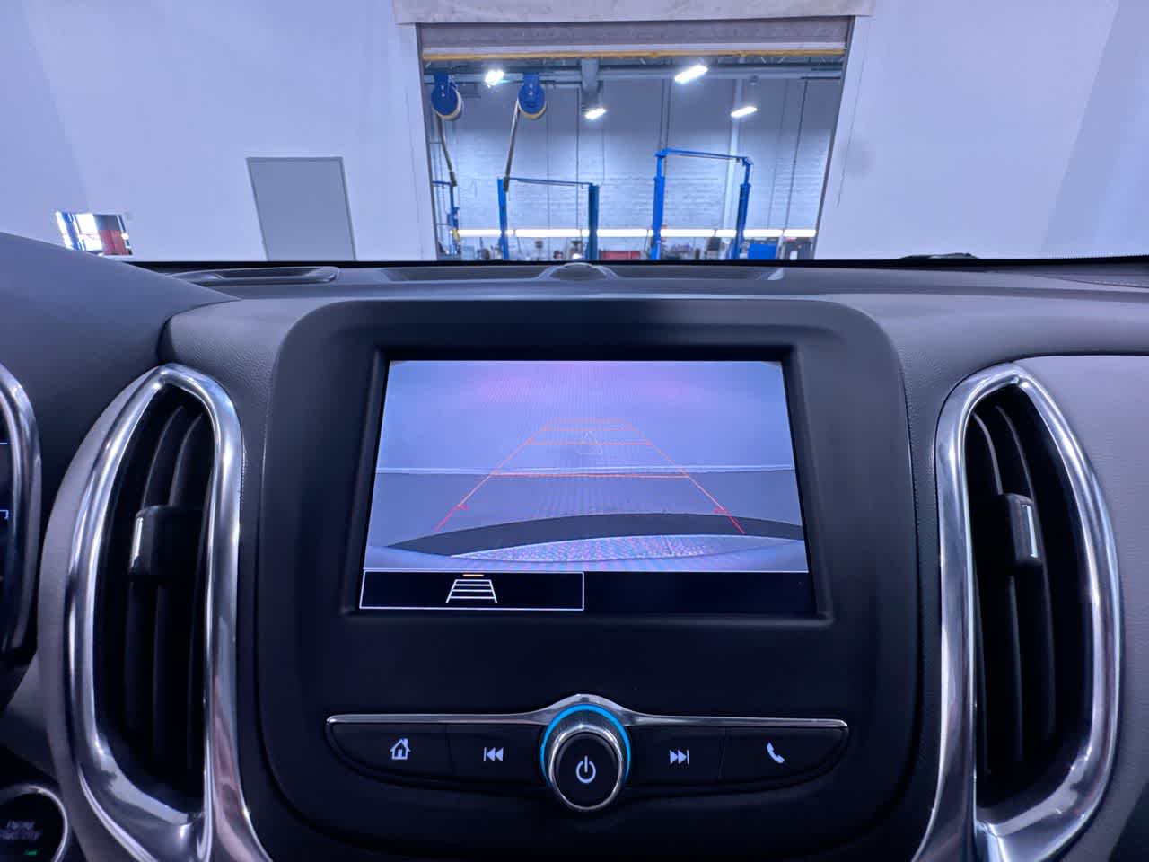 used 2022 Chevrolet Equinox car, priced at $17,293