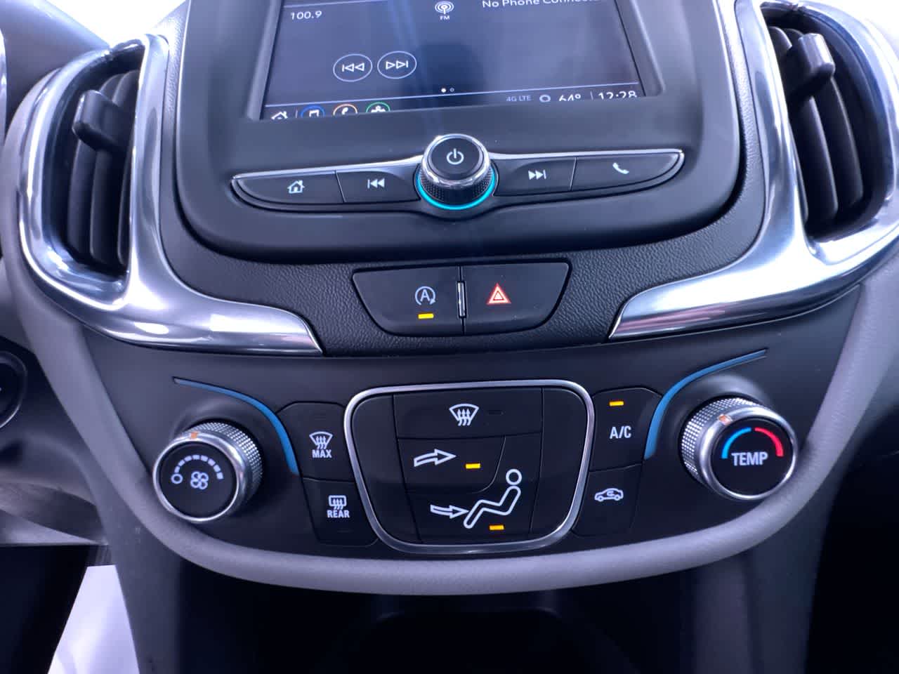 used 2022 Chevrolet Equinox car, priced at $17,293