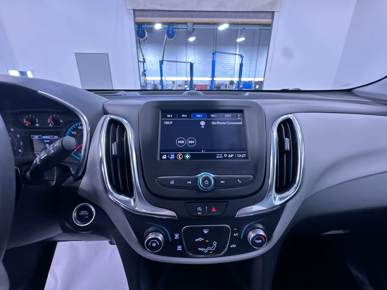 used 2022 Chevrolet Equinox car, priced at $17,293