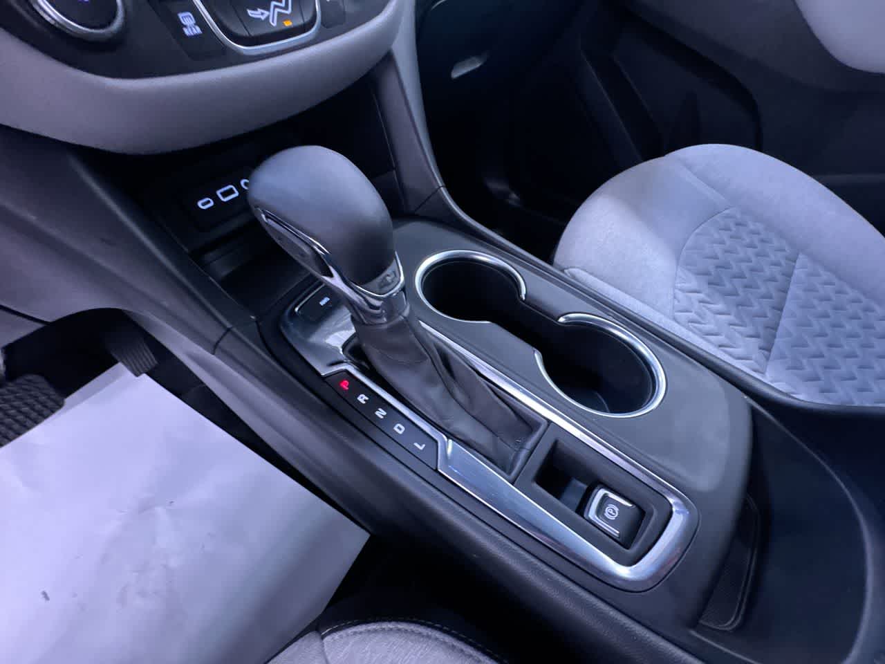 used 2022 Chevrolet Equinox car, priced at $17,293