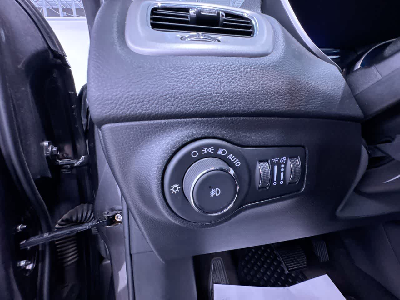 used 2020 Jeep Compass car, priced at $17,248