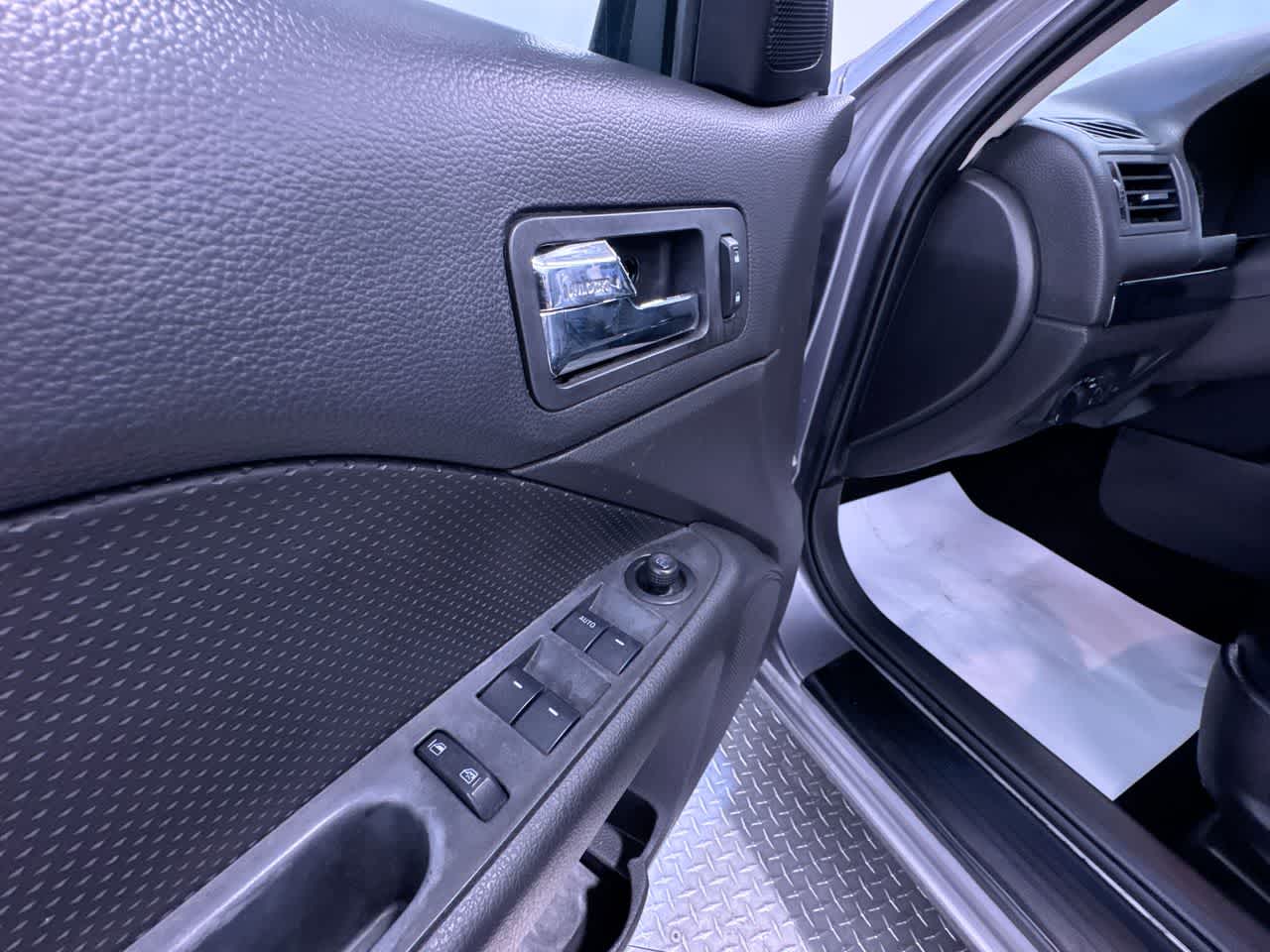 used 2007 Ford Fusion car, priced at $4,999