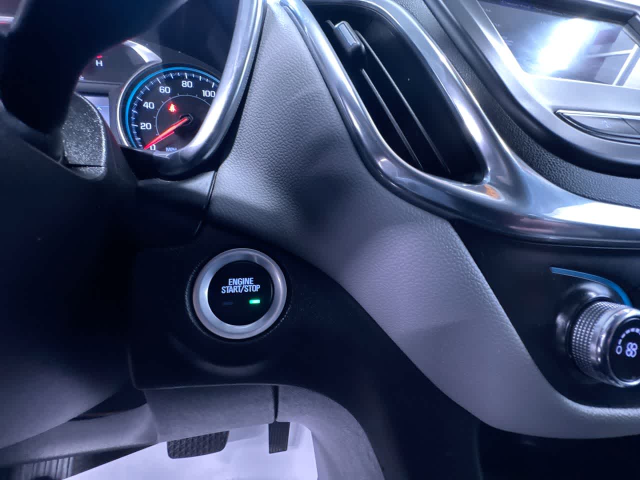 used 2024 Chevrolet Equinox car, priced at $17,777