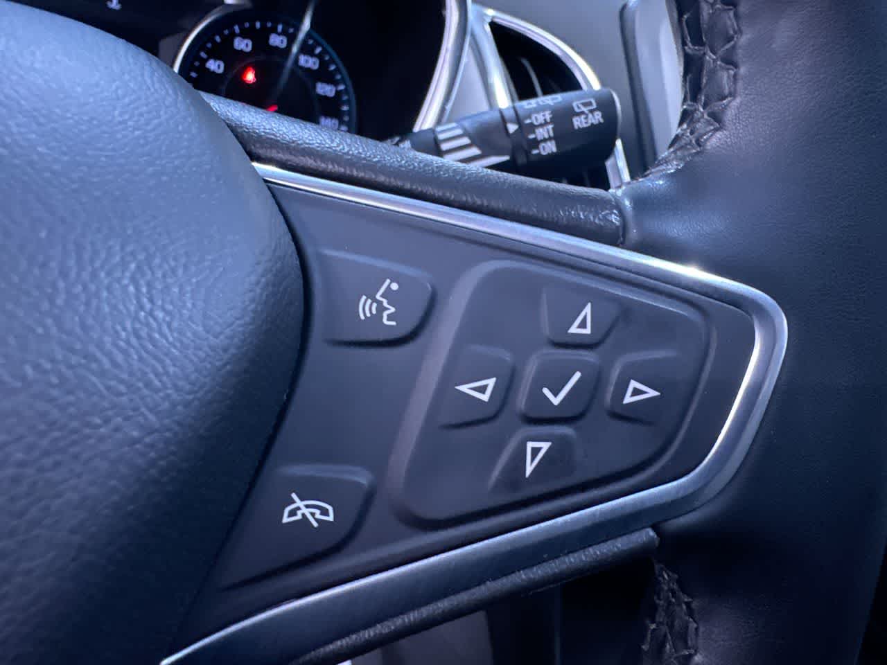 used 2023 Chevrolet Equinox car, priced at $17,140