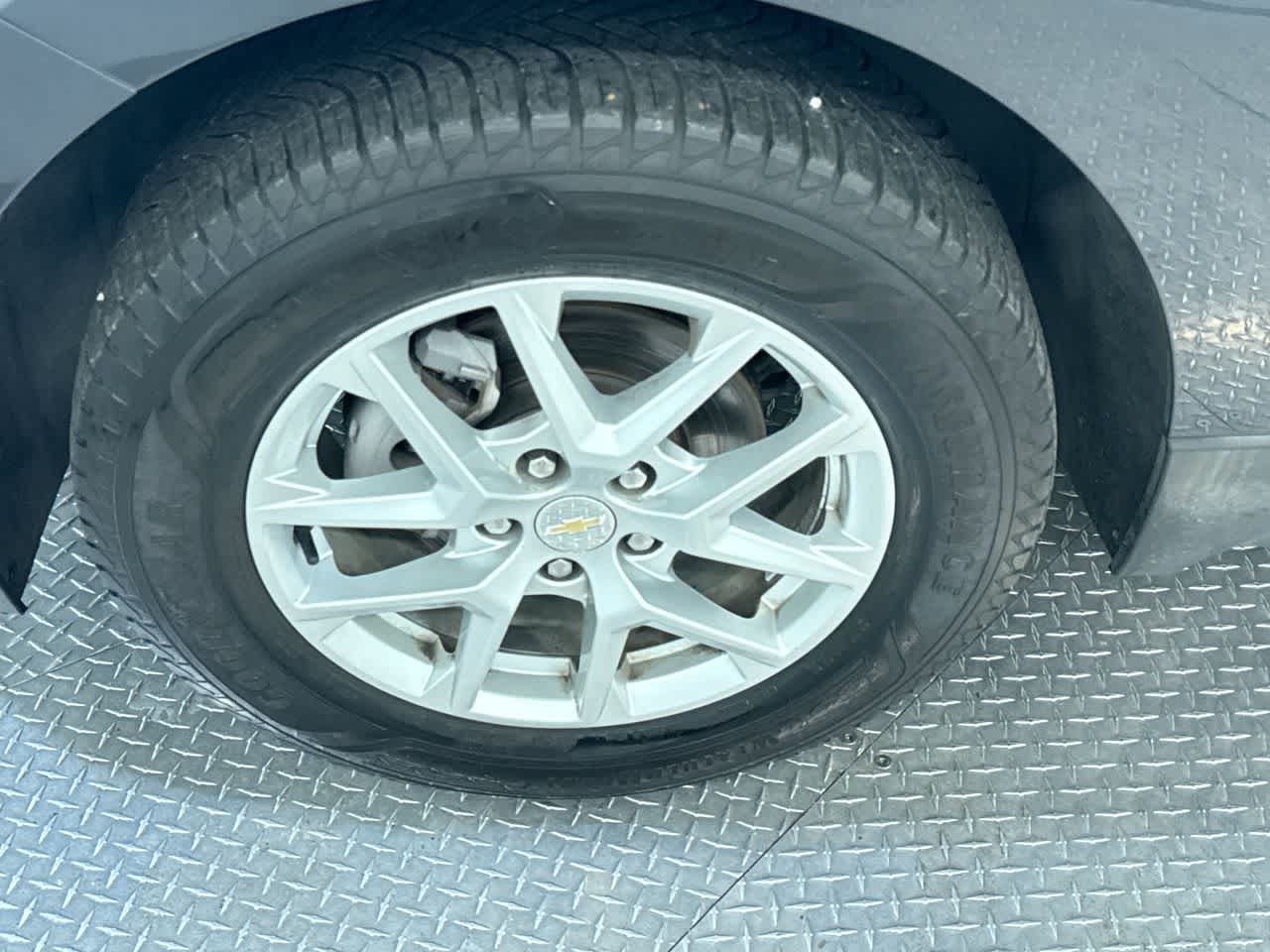 used 2023 Chevrolet Equinox car, priced at $17,140