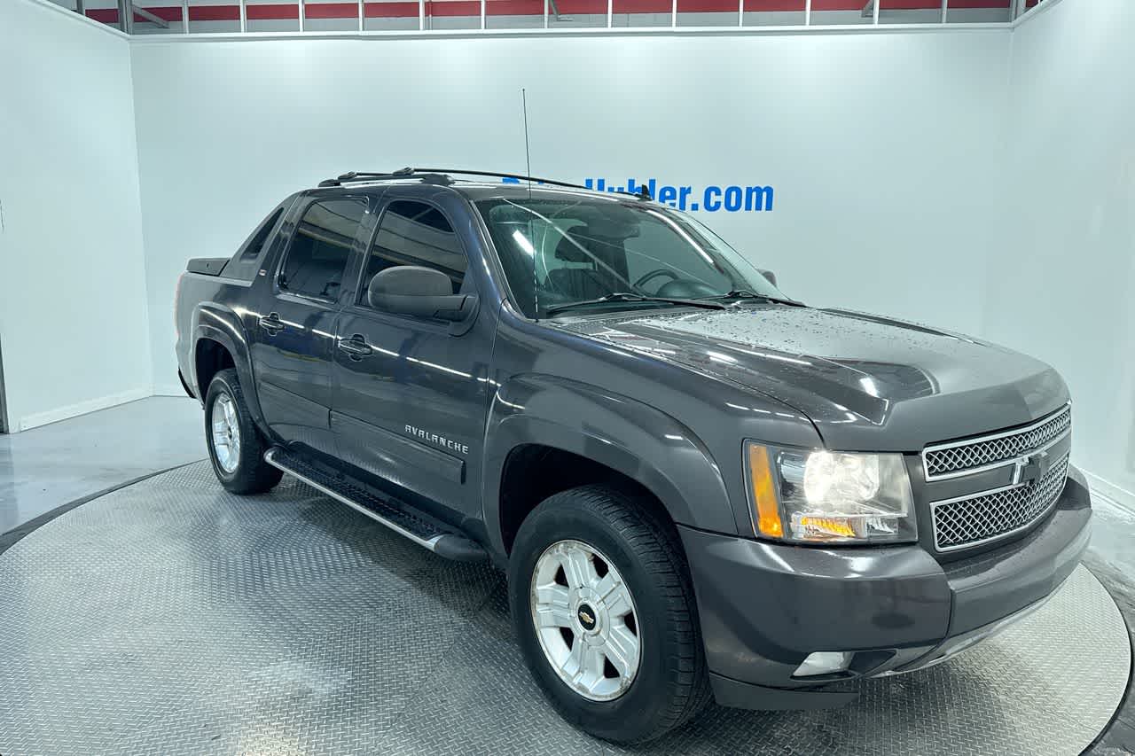 used 2011 Chevrolet Avalanche car, priced at $6,777