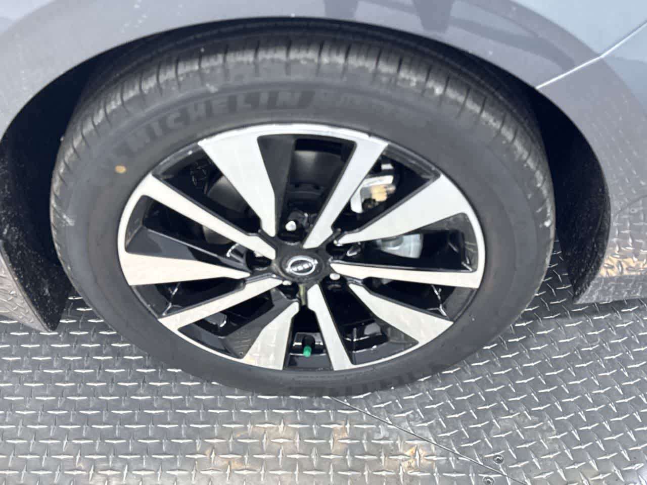 new 2025 Nissan Sentra car, priced at $24,982