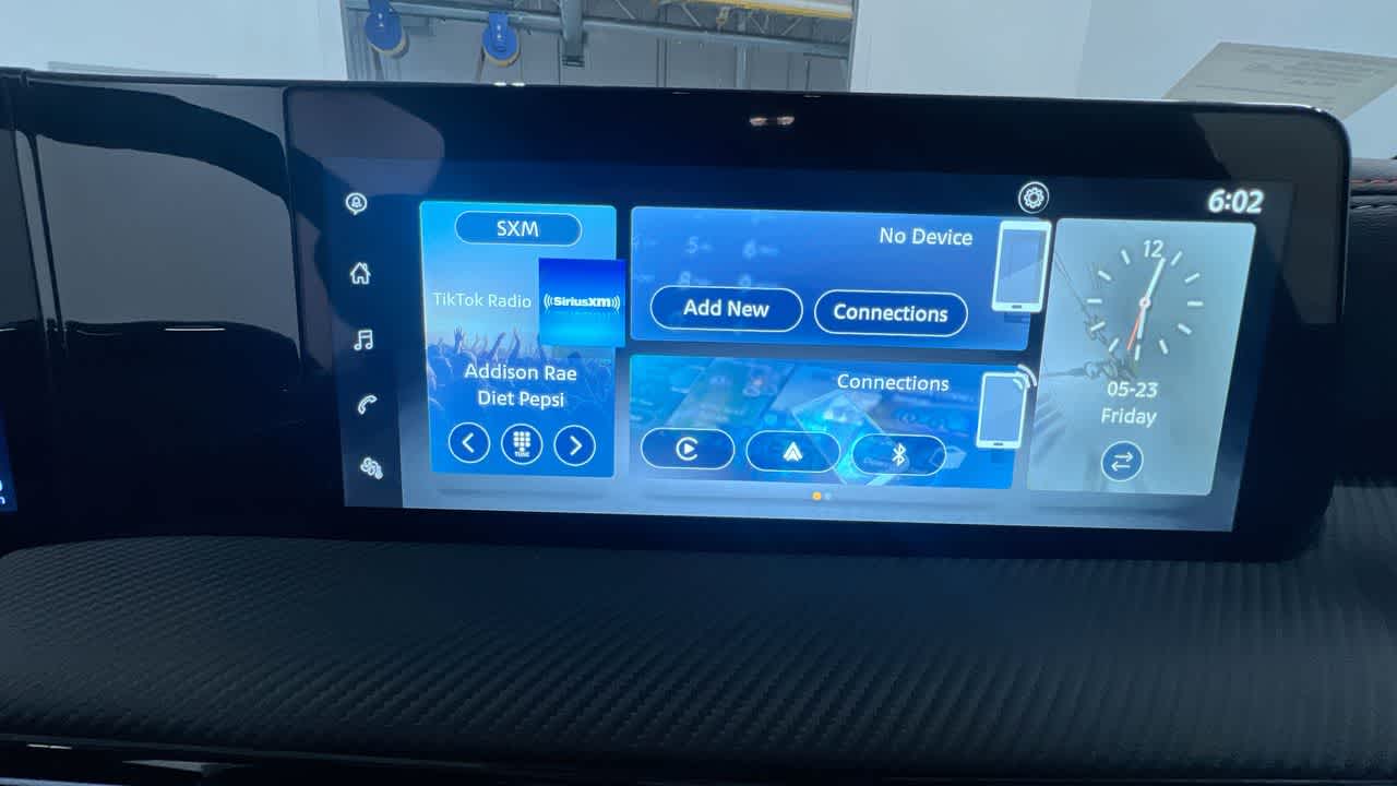 new 2025 Nissan Kicks car, priced at $27,405