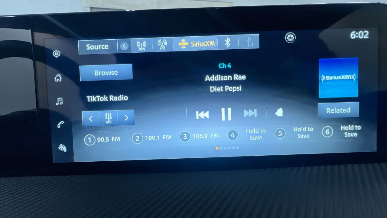 new 2025 Nissan Kicks car, priced at $27,405