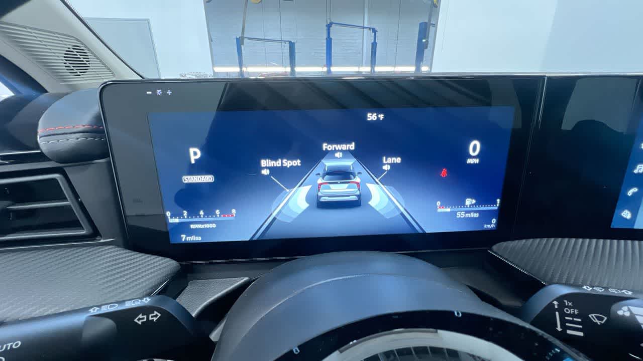 new 2025 Nissan Kicks car, priced at $27,405