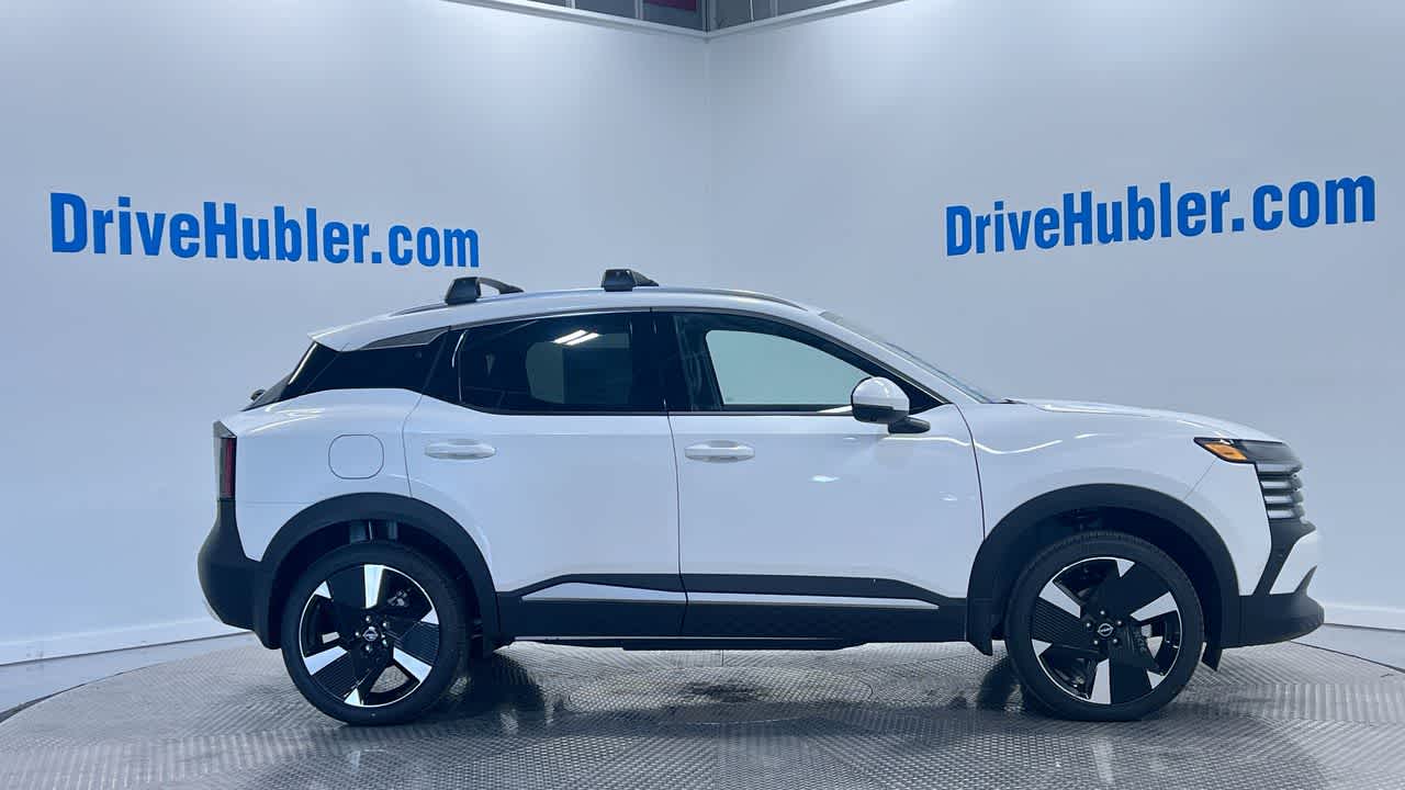 new 2025 Nissan Kicks car, priced at $27,405