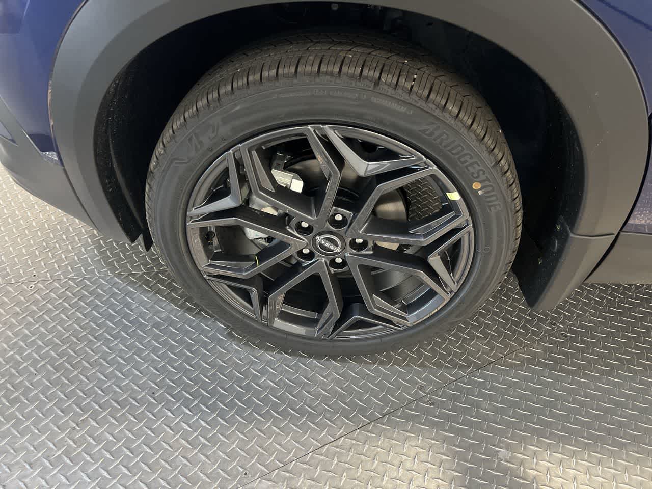 new 2026 Nissan Kicks car, priced at $29,964