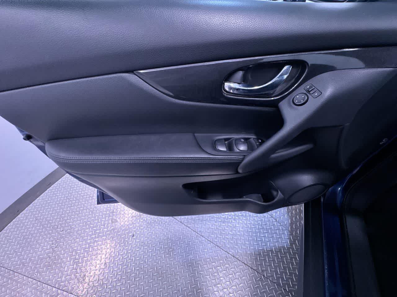 used 2017 Nissan Rogue car, priced at $9,745