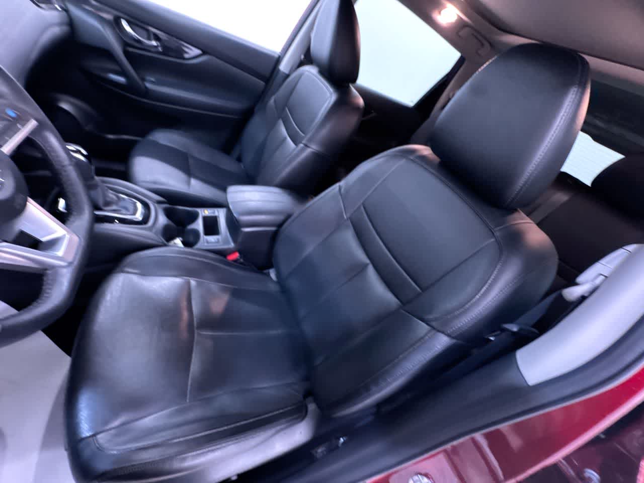 used 2020 Nissan Rogue car, priced at $18,123