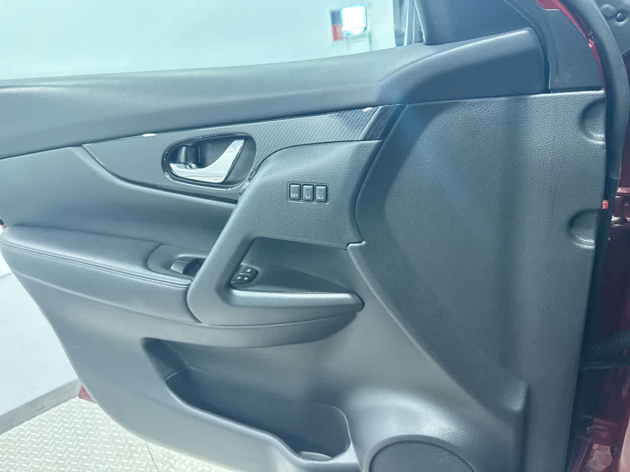 used 2020 Nissan Rogue car, priced at $18,123