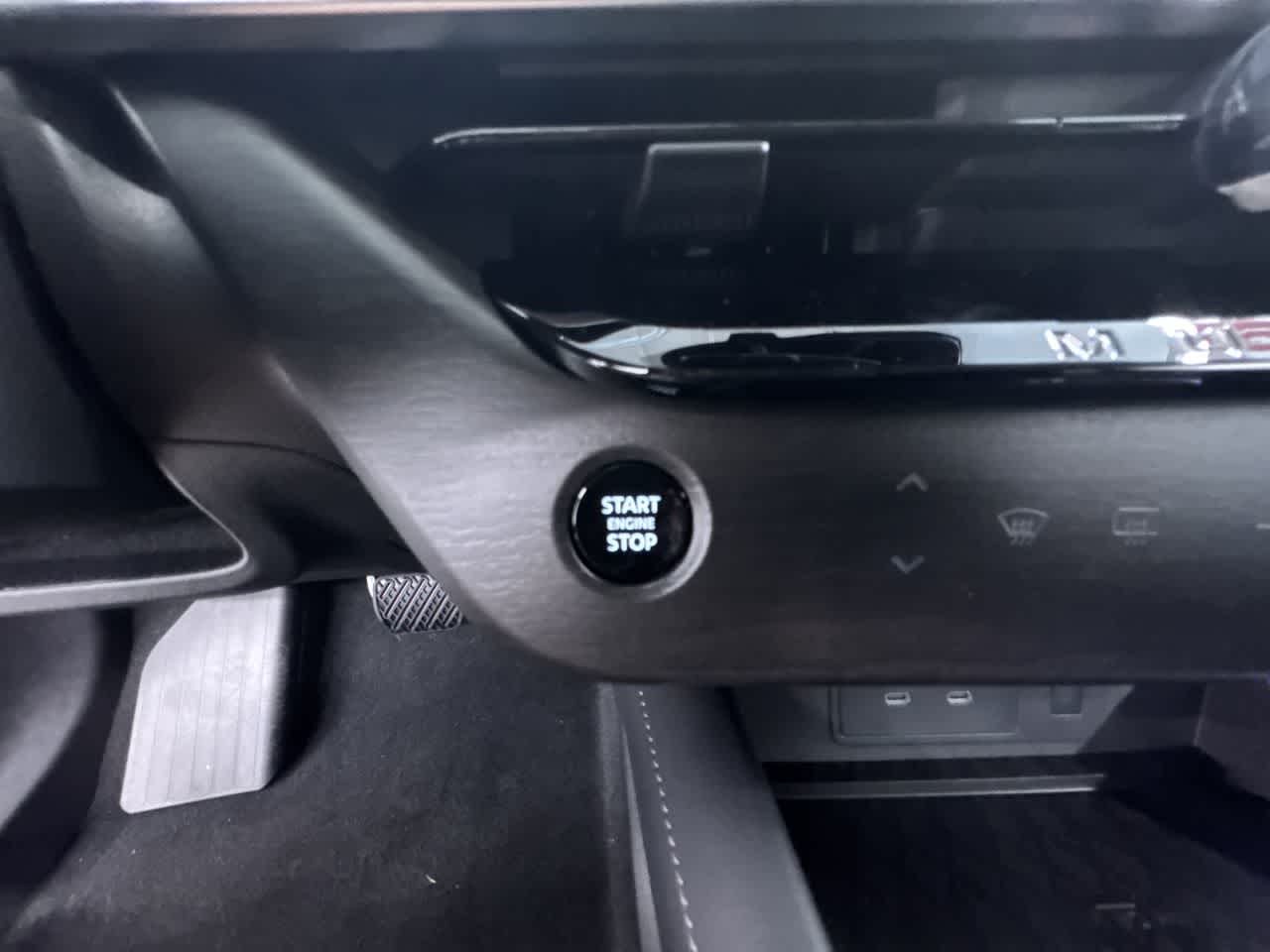 new 2025 Nissan Murano car, priced at $42,690