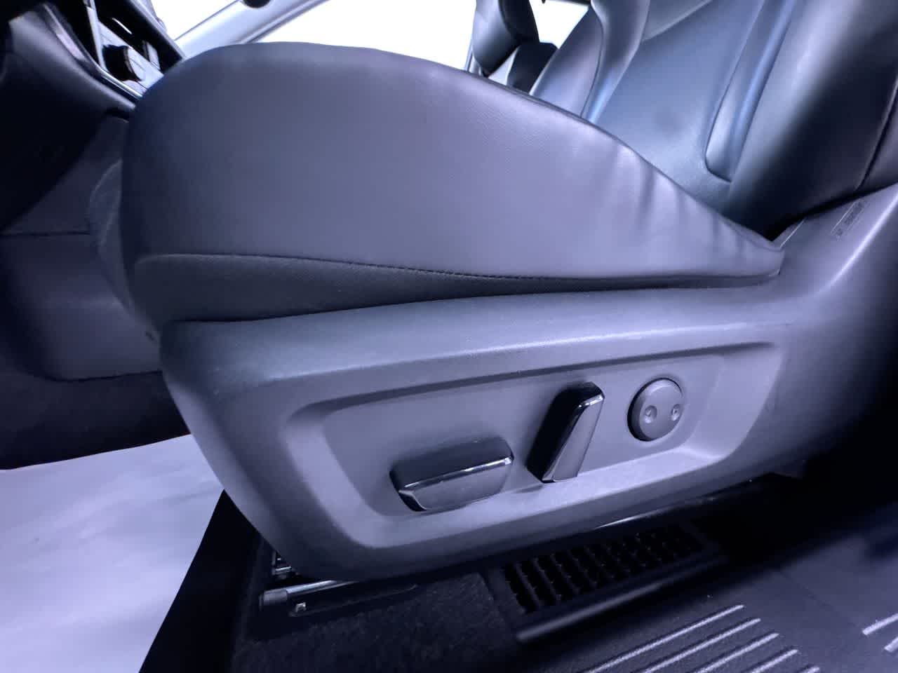 used 2022 Nissan Rogue car, priced at $19,775
