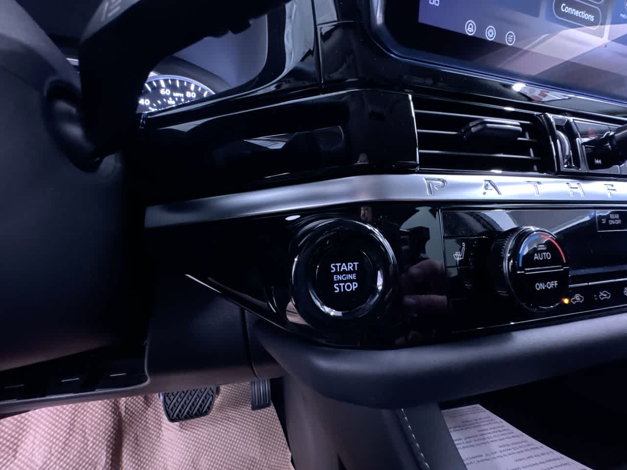 new 2026 Nissan Pathfinder car, priced at $44,510