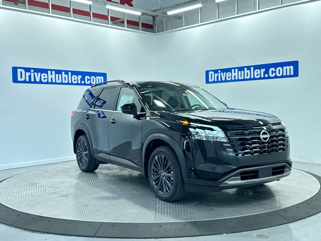 new 2026 Nissan Pathfinder car, priced at $45,992