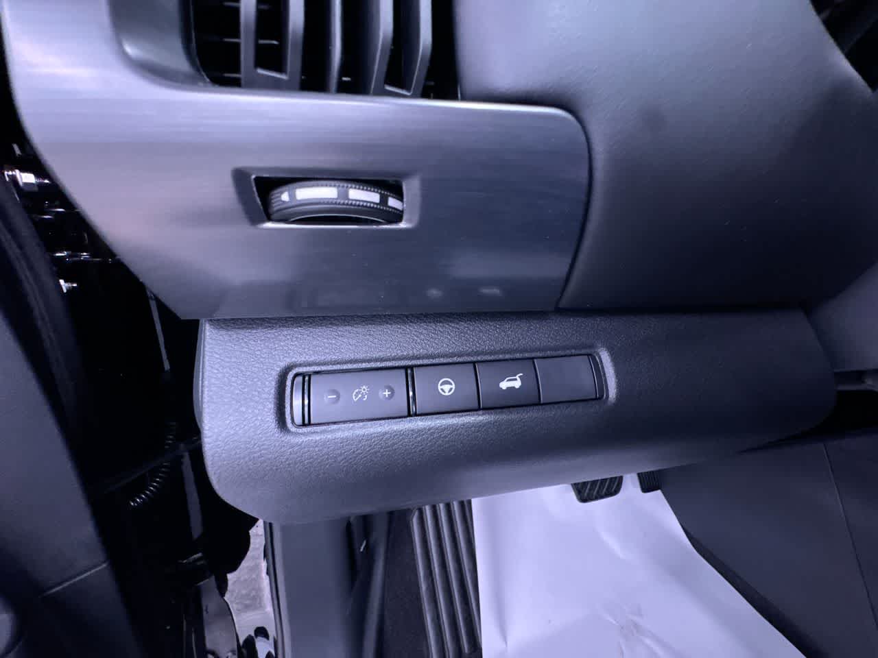 new 2026 Nissan Pathfinder car, priced at $45,992