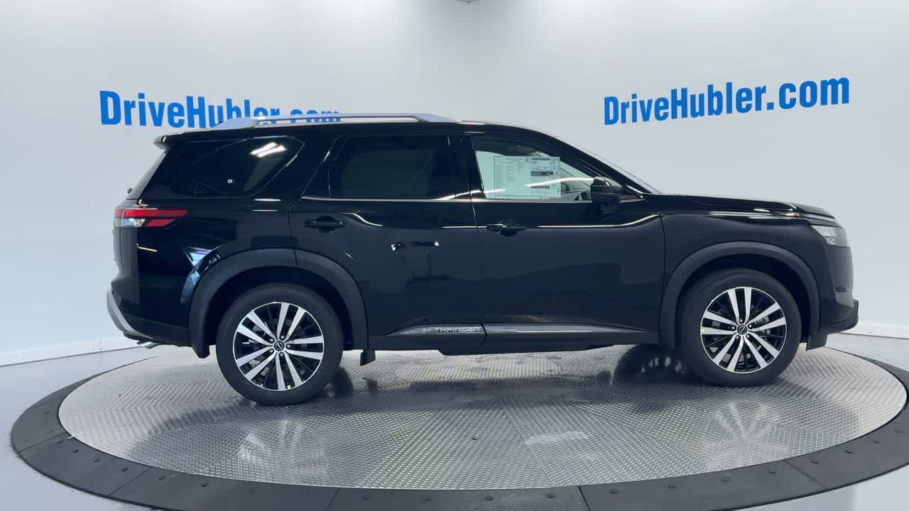new 2025 Nissan Pathfinder car, priced at $48,920