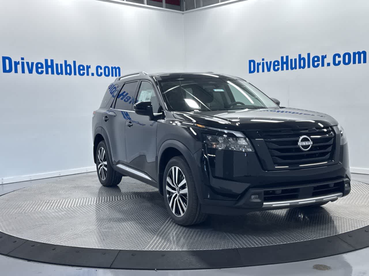 new 2025 Nissan Pathfinder car, priced at $48,920