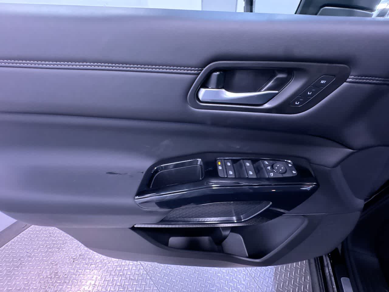 new 2026 Nissan Pathfinder car, priced at $50,270