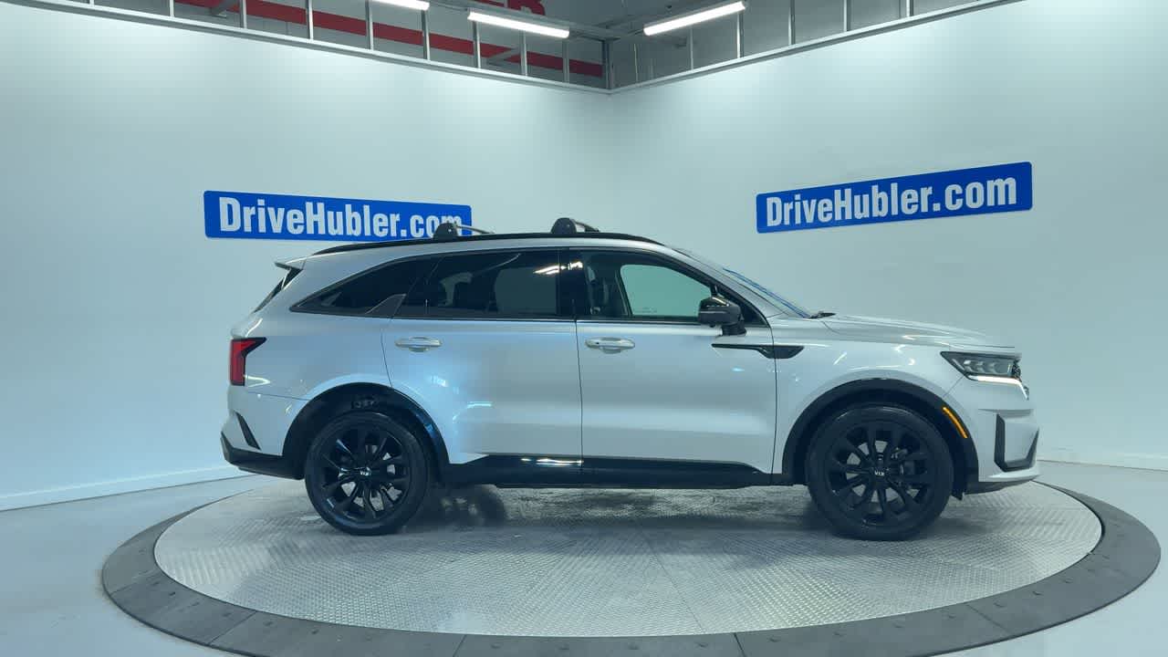 used 2021 Kia Sorento car, priced at $19,026
