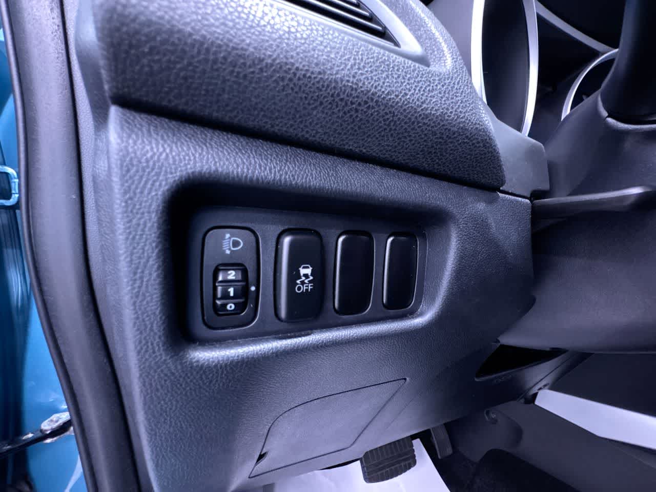 used 2011 Mitsubishi Outlander Sport car, priced at $10,248