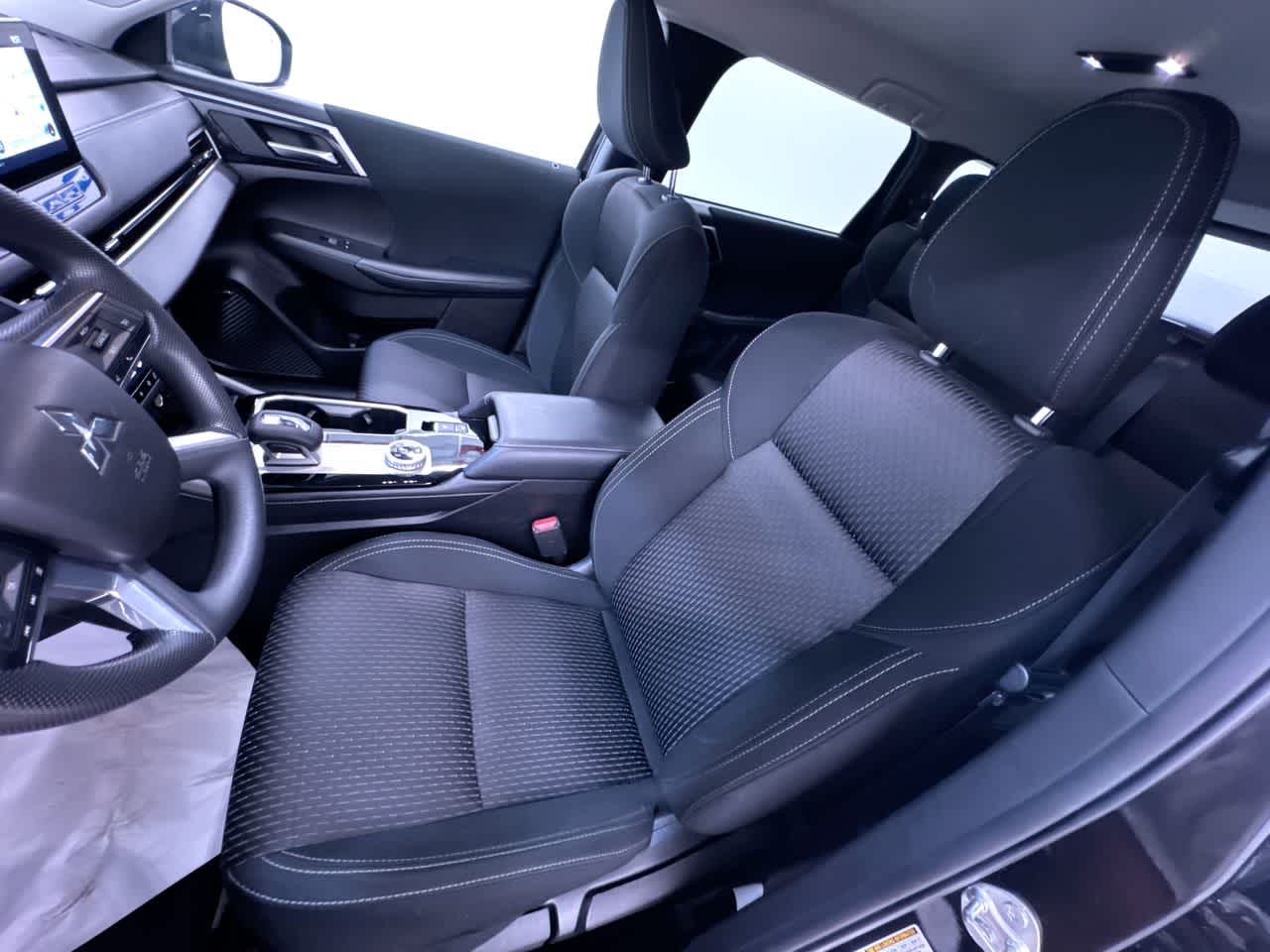 used 2025 Mitsubishi Outlander car, priced at $26,721