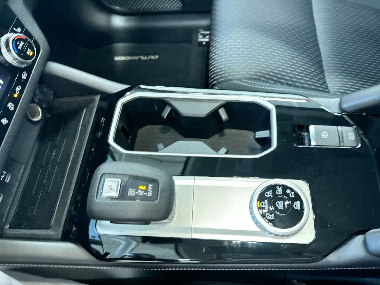 used 2025 Mitsubishi Outlander car, priced at $26,721