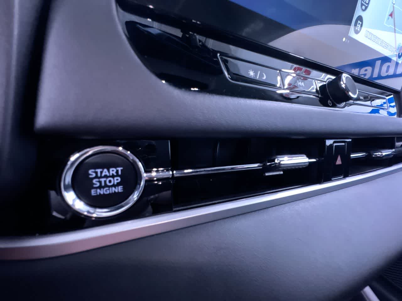 used 2025 Mitsubishi Outlander car, priced at $26,721